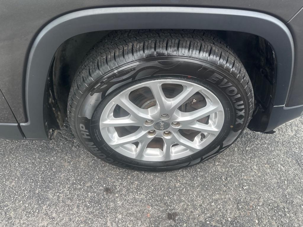 Jeep Cherokee Latitude FWD 2014