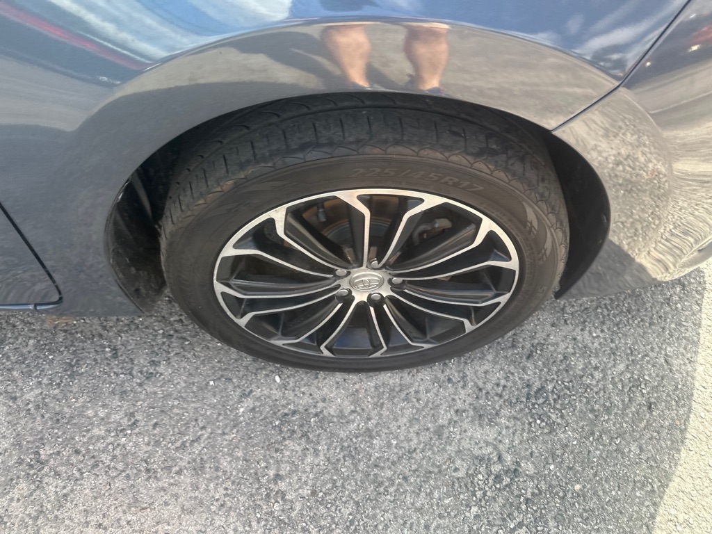 Toyota Corolla S Plus 6MT 2015