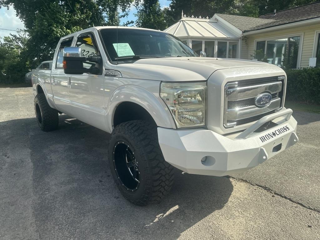 Ford F-250 SD Lariat Crew Cab 4WD 2015