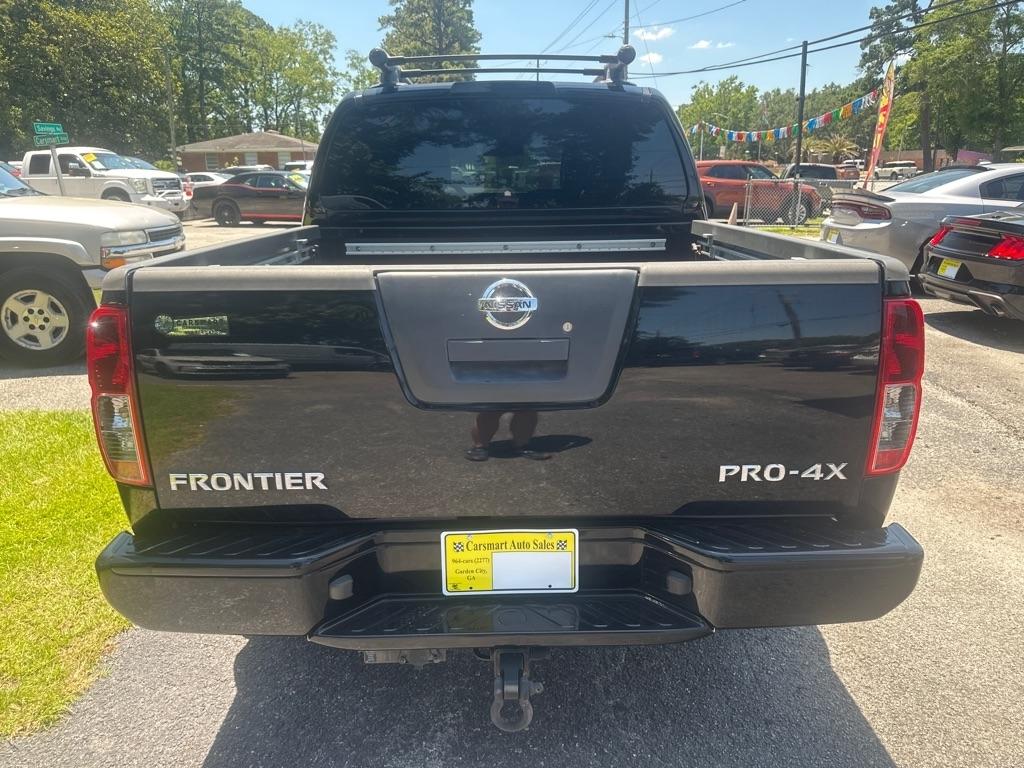 Nissan Frontier PRO-4X Crew Cab 4WD 2012