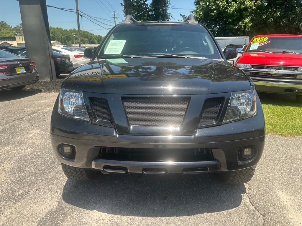 Nissan Frontier PRO-4X Crew Cab 4WD 2012