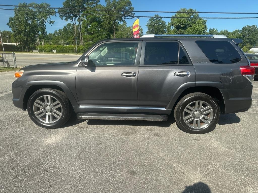 Toyota 4Runner Limited 2WD V6 2013