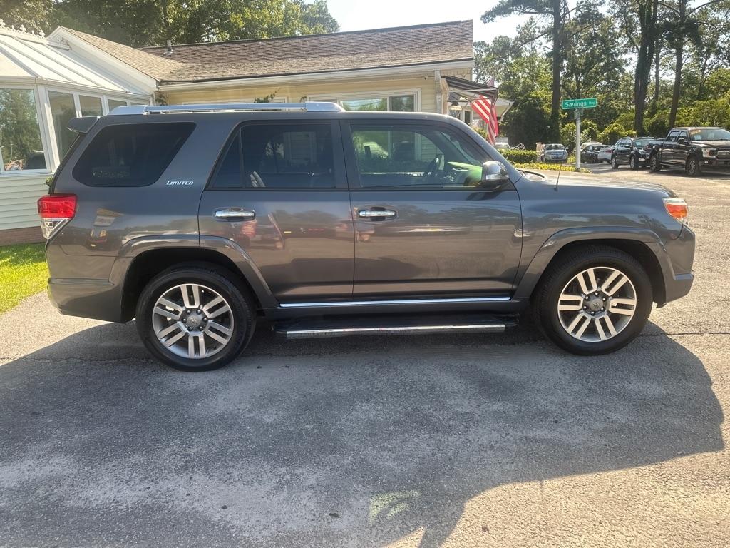 Toyota 4Runner Limited 2WD V6 2013