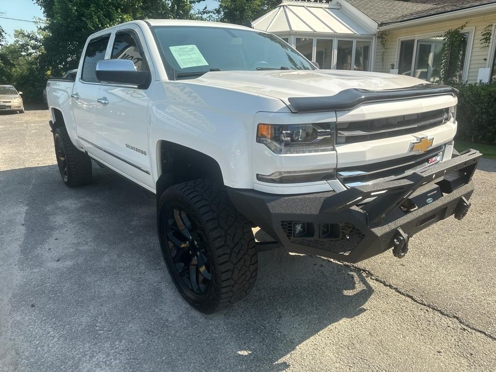 Chevrolet Silverado 1500 LTZ Crew Cab 4WD 2017