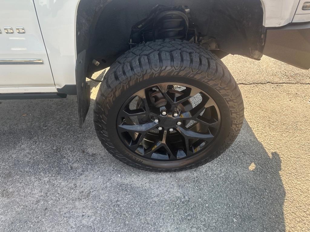 Chevrolet Silverado 1500 LTZ Crew Cab 4WD 2017