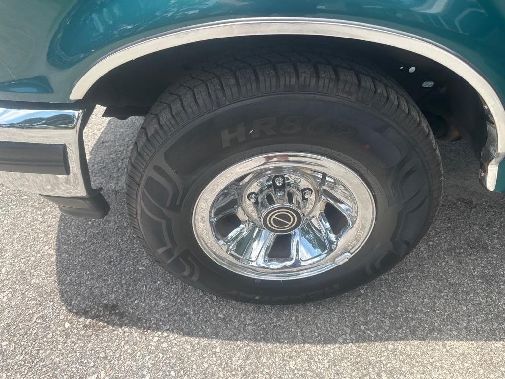 Ford F-150 XL Reg. Cab Long Bed 2WD 1996