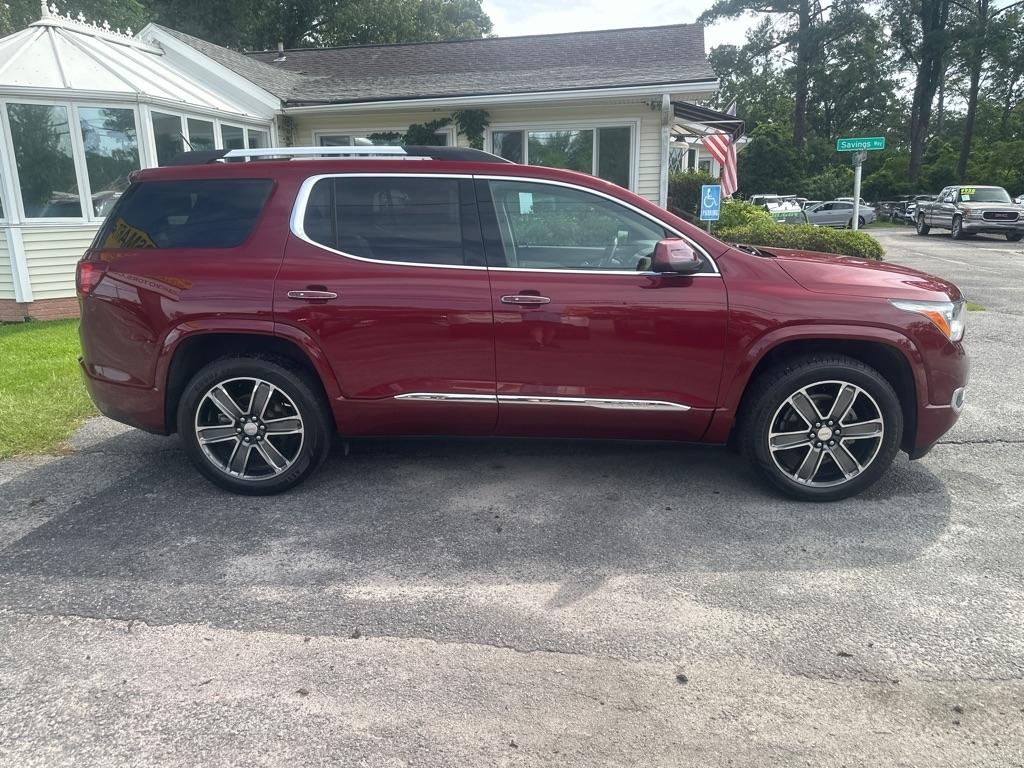 GMC Acadia Denali 2017