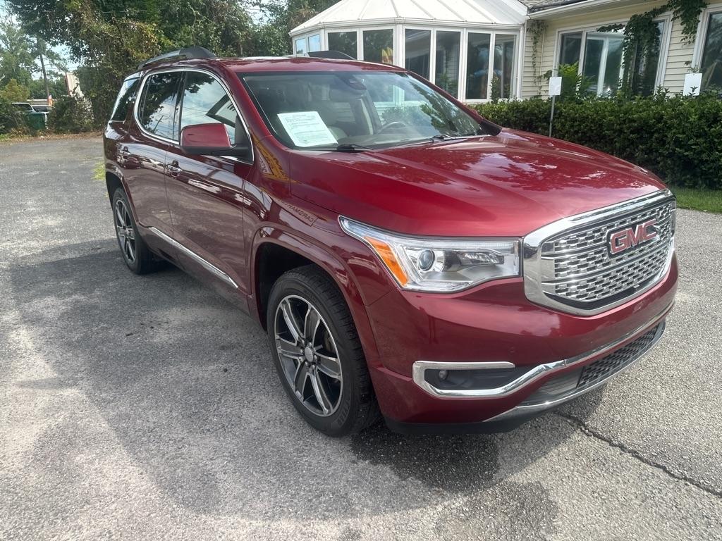 GMC Acadia Denali 2017