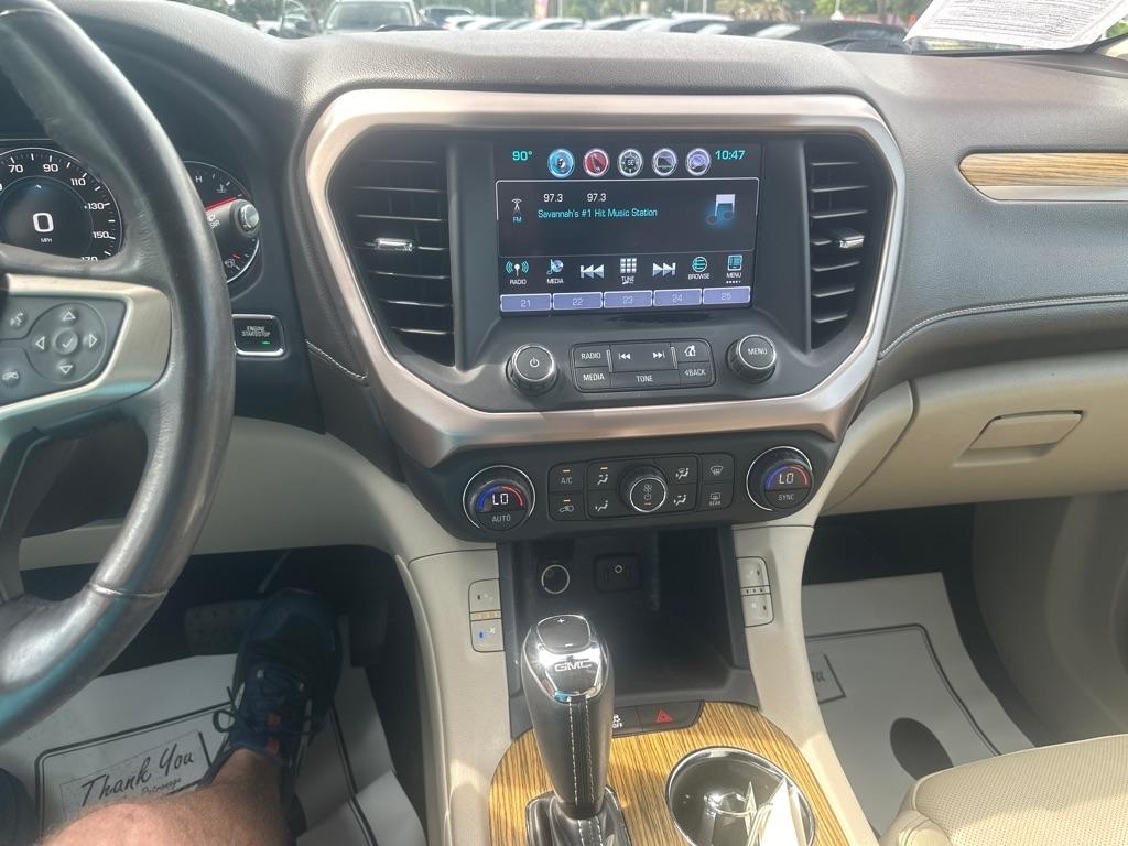 GMC Acadia Denali 2017