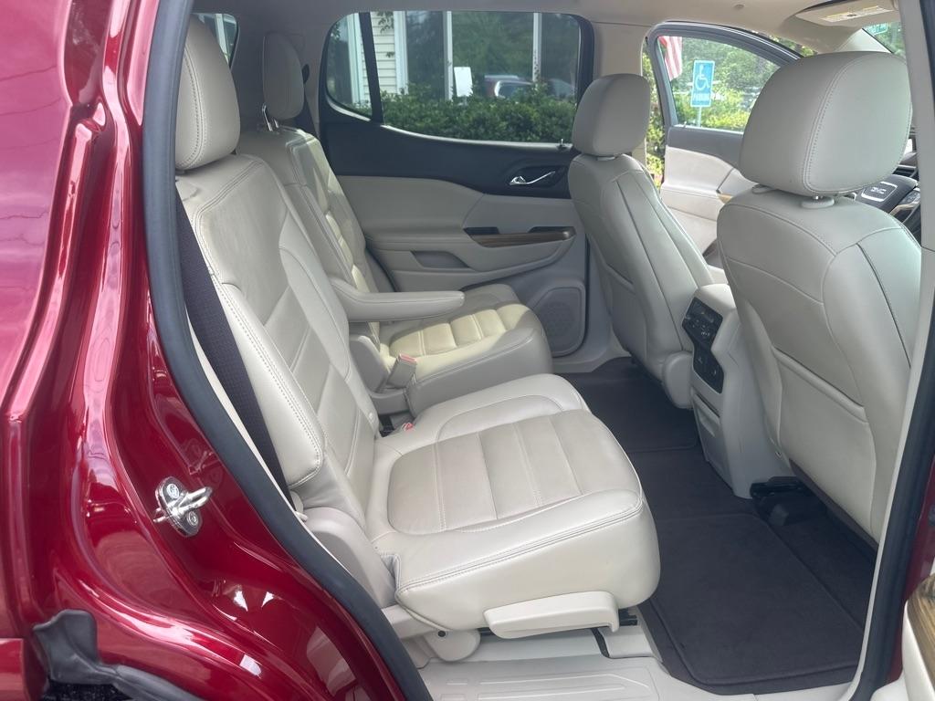 GMC Acadia Denali 2017