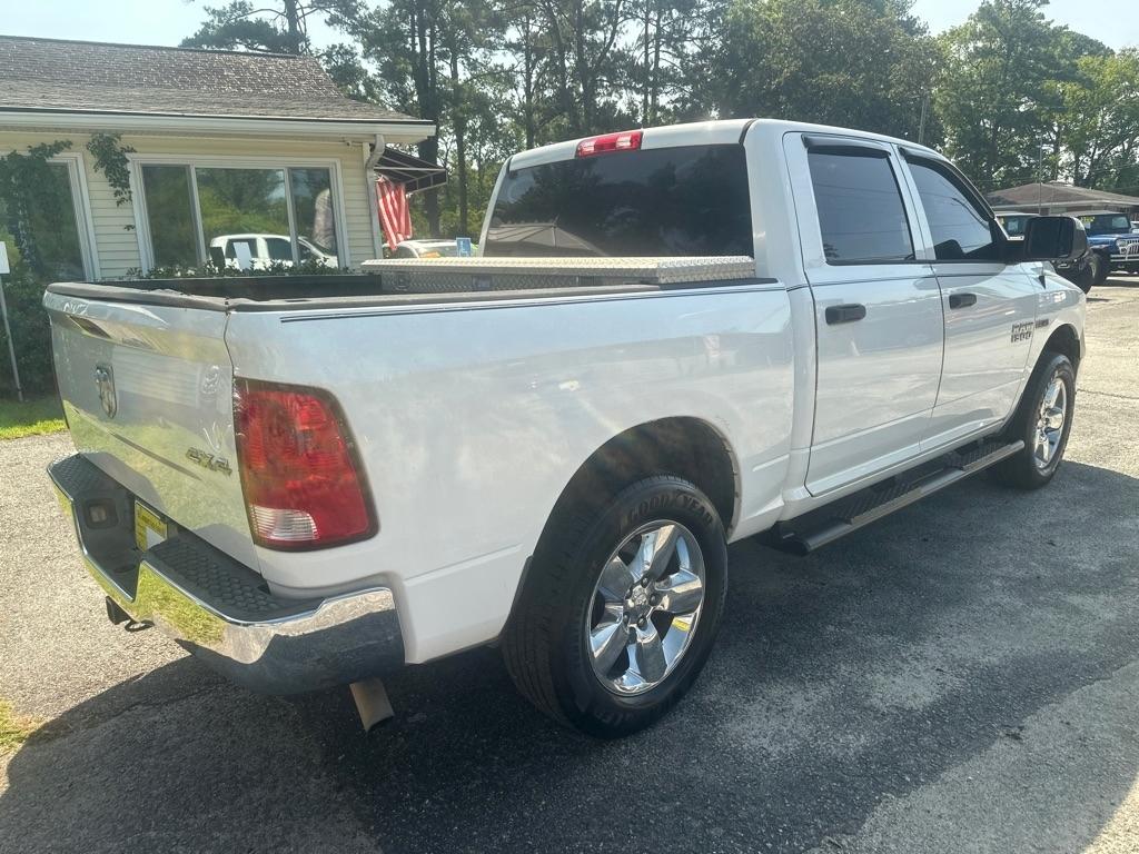 RAM 1500 Tradesman Crew Cab SWB 4WD 2015