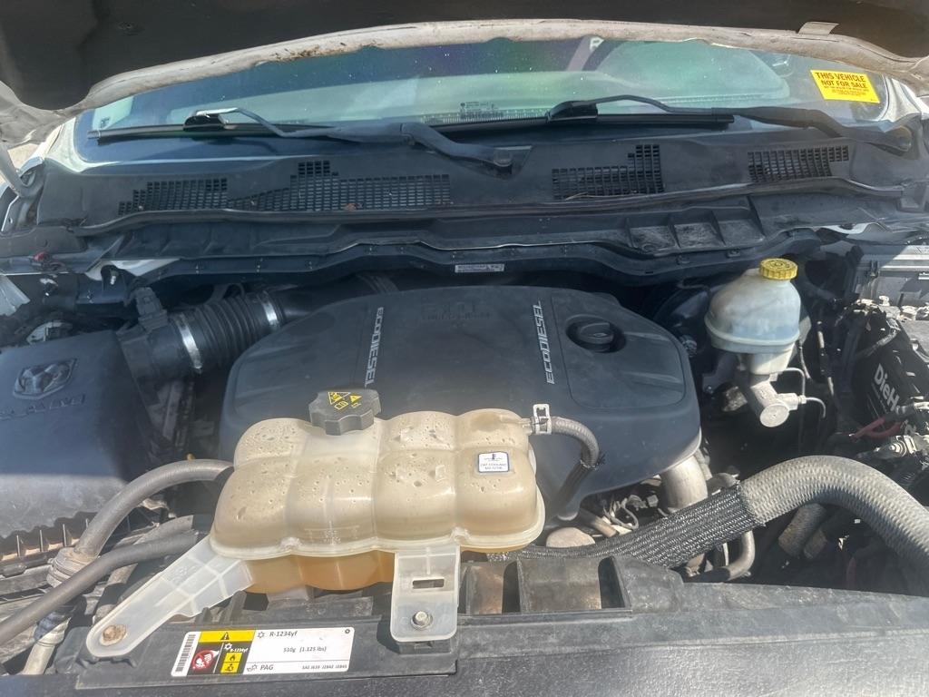 RAM 1500 Tradesman Crew Cab SWB 4WD 2015