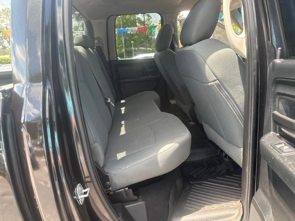 RAM 1500 Tradesman Quad Cab 4WD 2018
