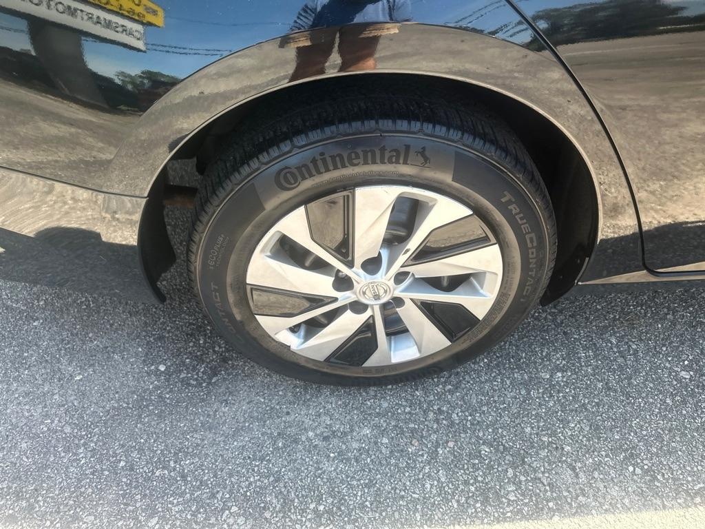 Nissan Altima photo 18