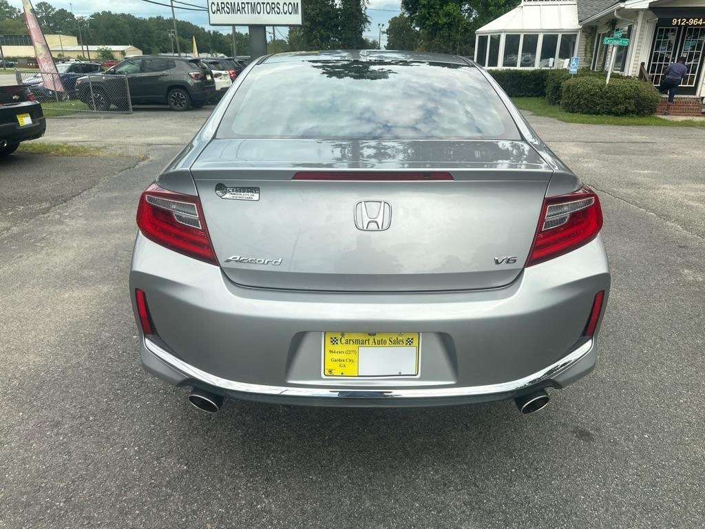 Honda Accord photo 4