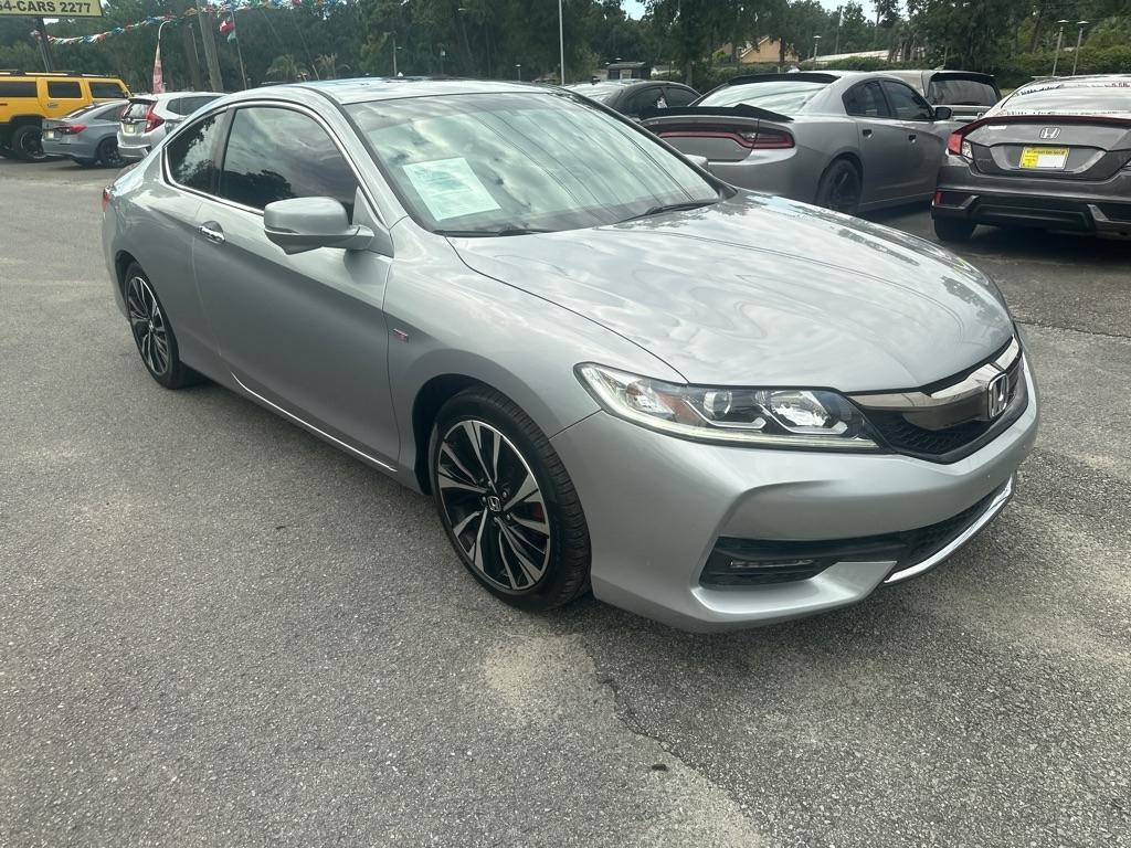 Honda Accord photo 7