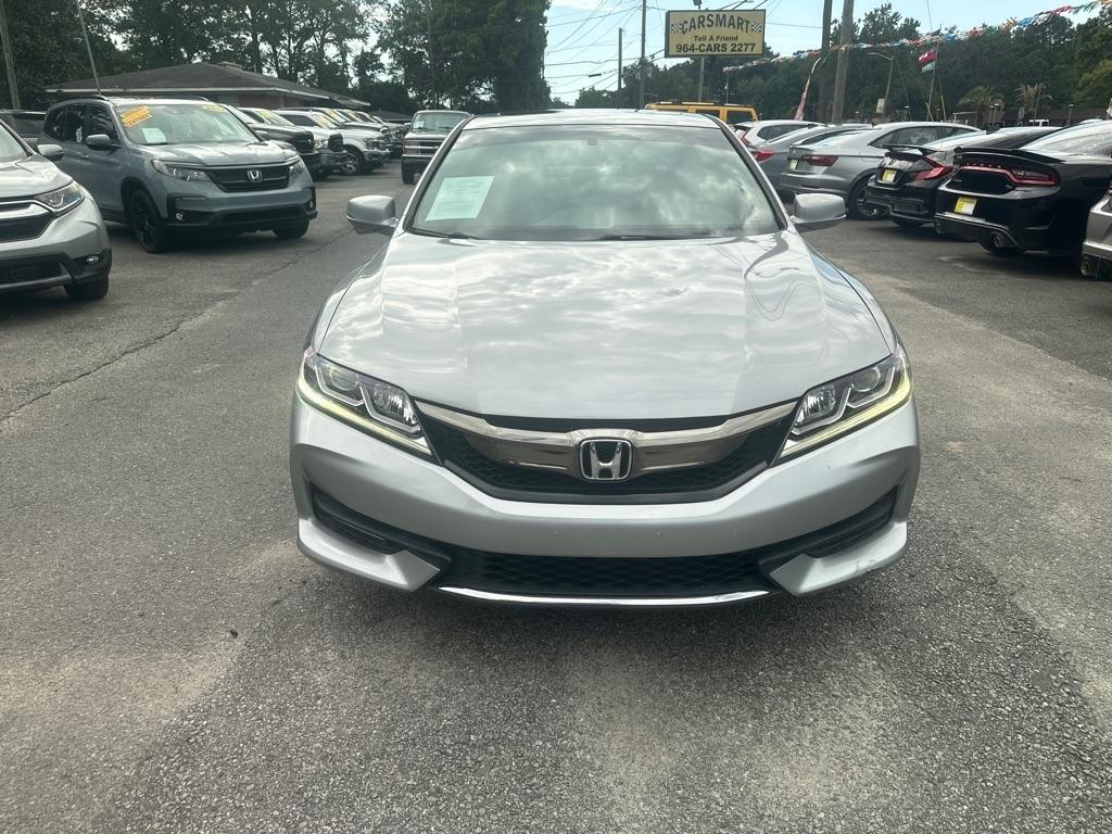 Honda Accord photo 8