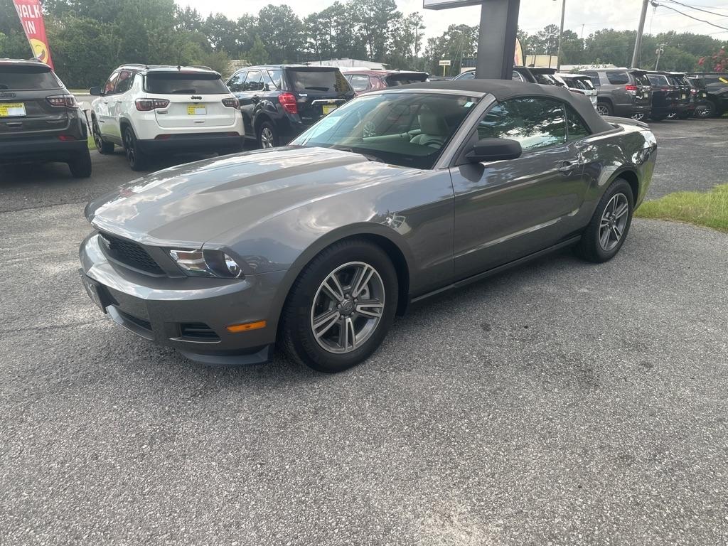 2011 Ford Mustang V6 Convertible