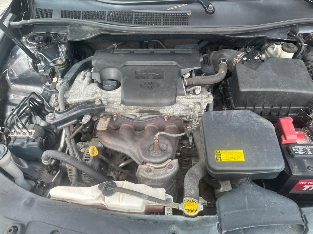 Toyota Camry photo 16