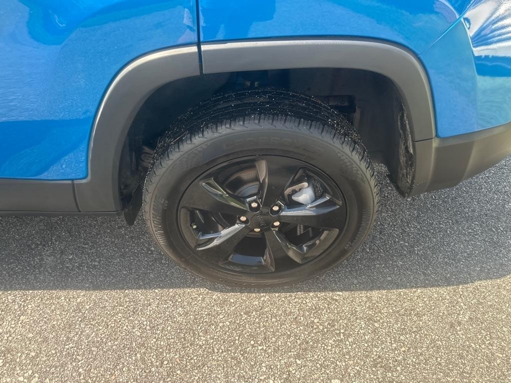 Jeep Cherokee photo 18