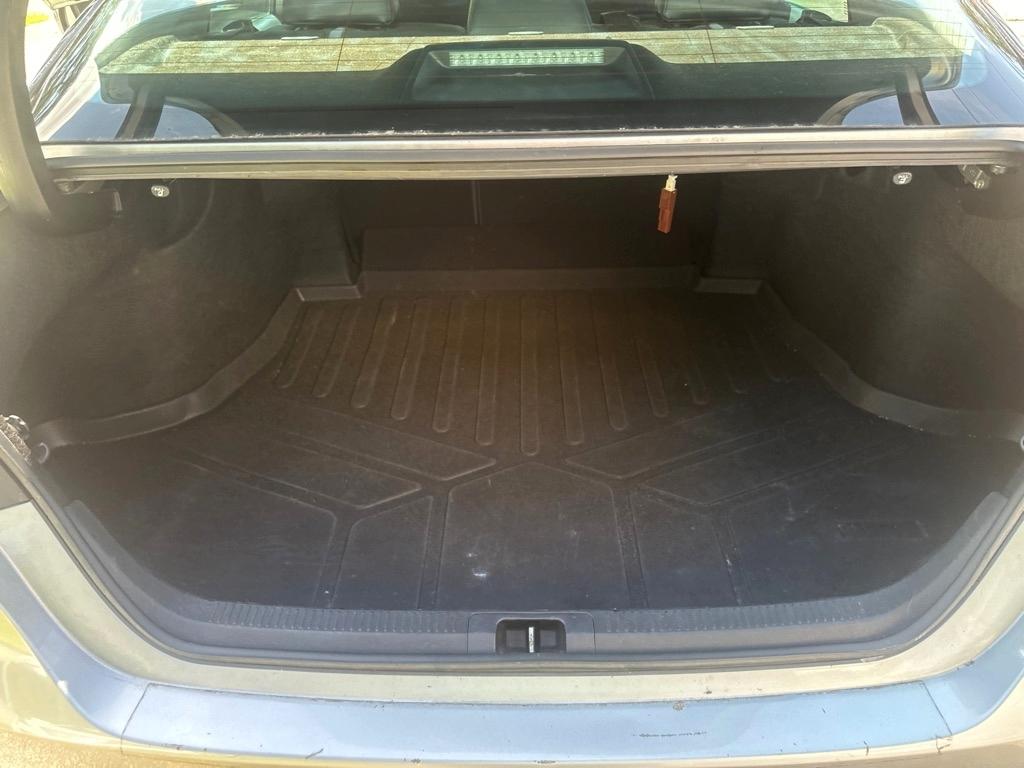 Toyota Camry photo 13