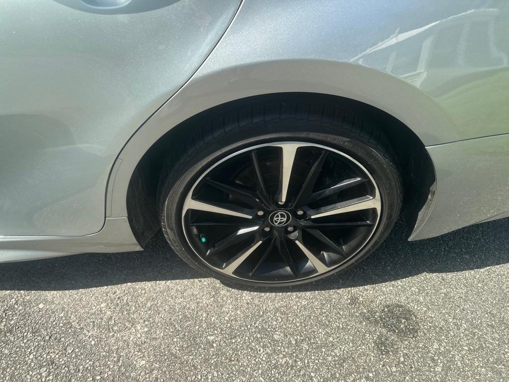 Toyota Camry photo 18
