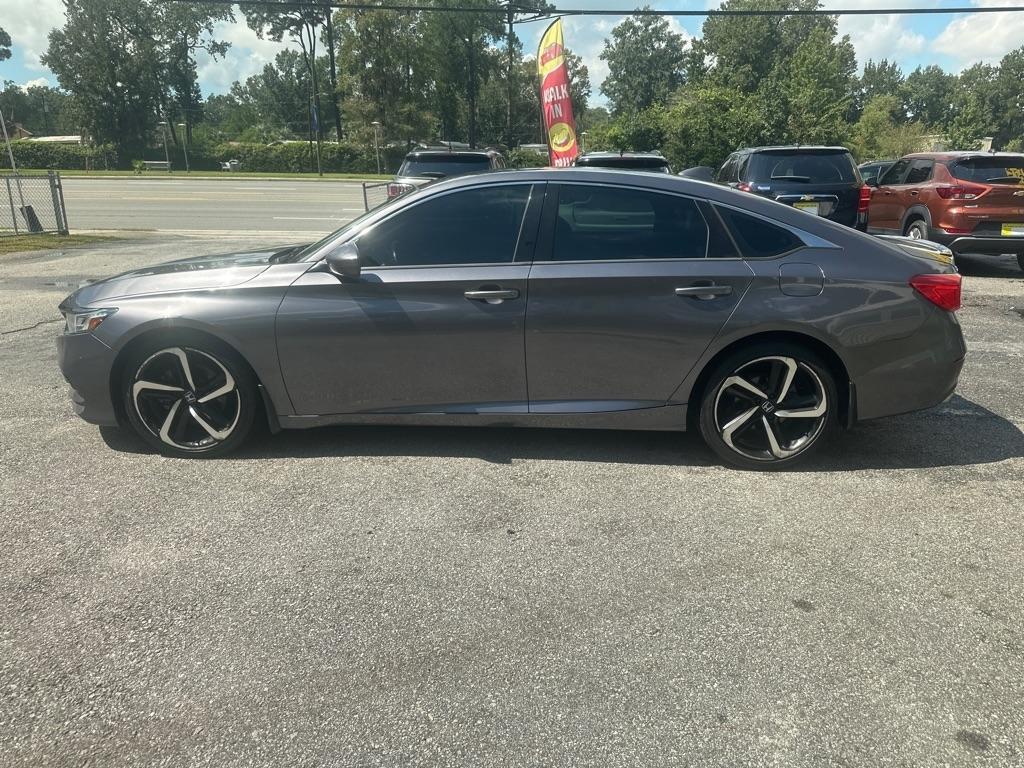 Honda Accord photo 2