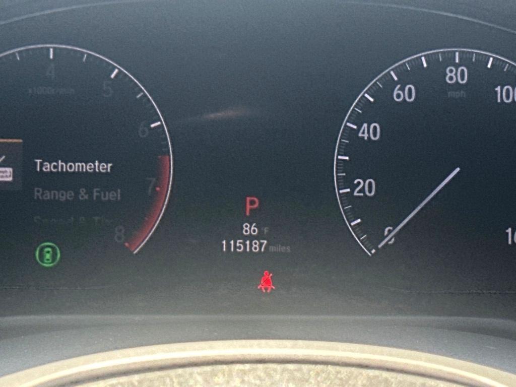 Honda Accord photo 9