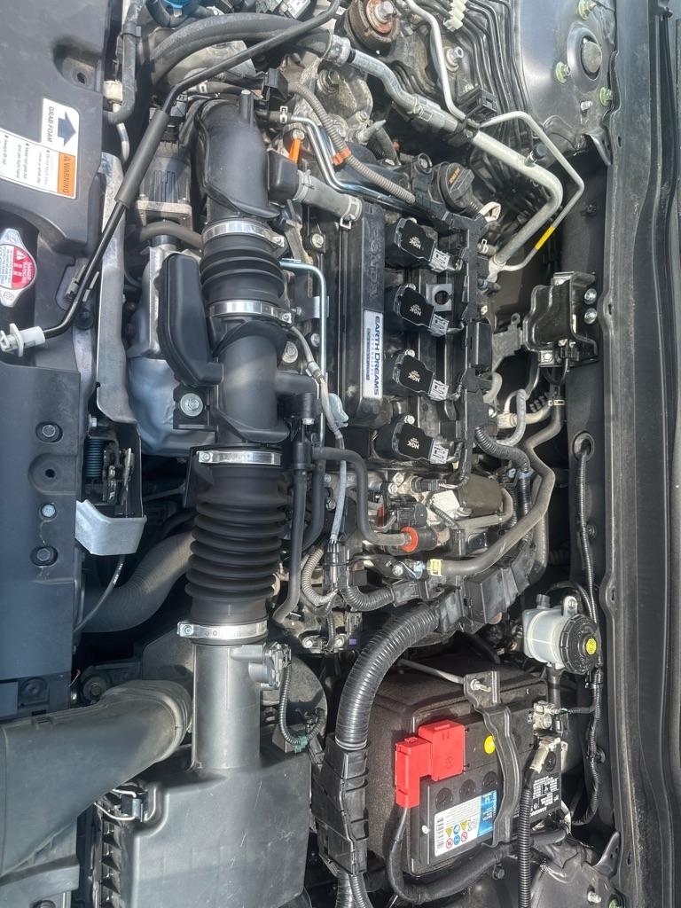 Honda Accord photo 16
