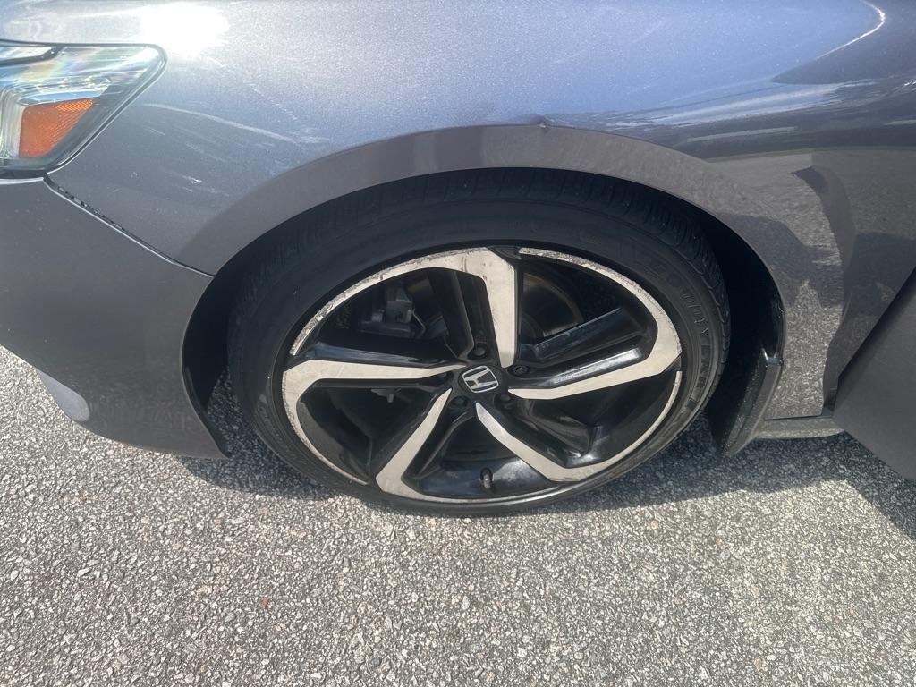Honda Accord photo 17