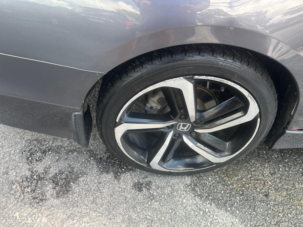 Honda Accord photo 19