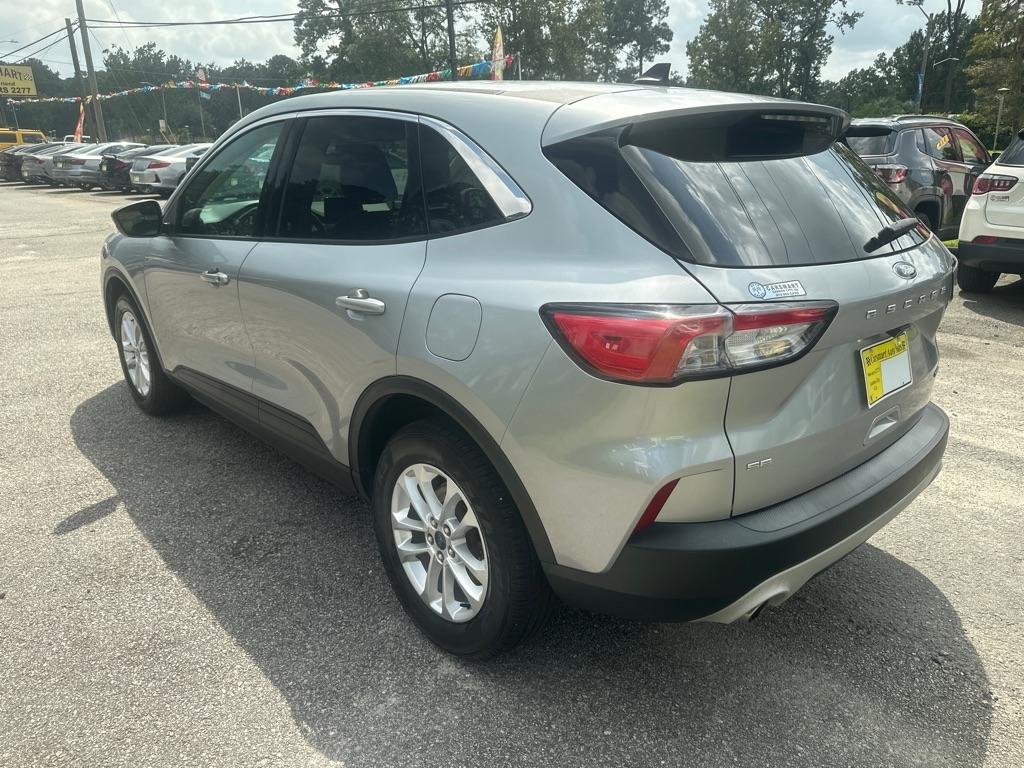 Ford Escape photo 3