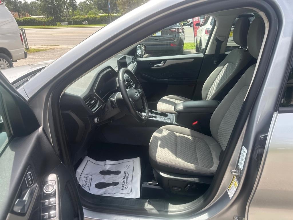Ford Escape photo 11