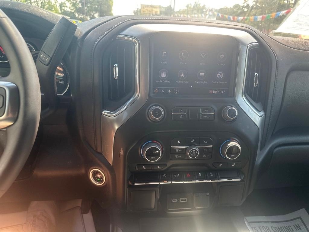 Chevrolet Silverado LTD photo 10