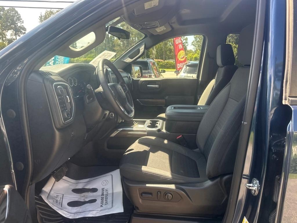 Chevrolet Silverado LTD photo 11