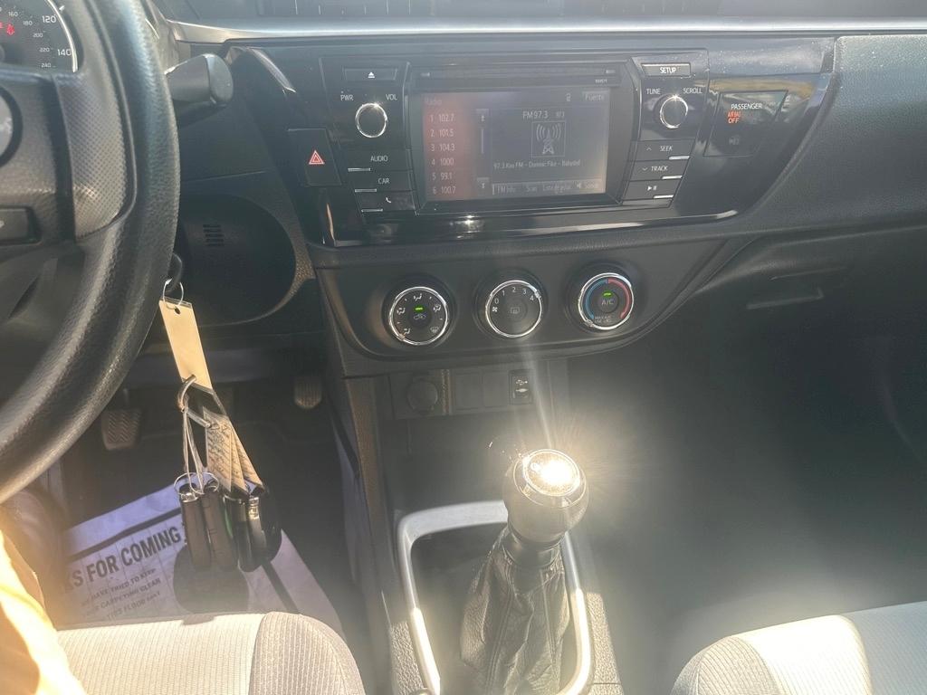 Toyota Corolla LE CVT 2016