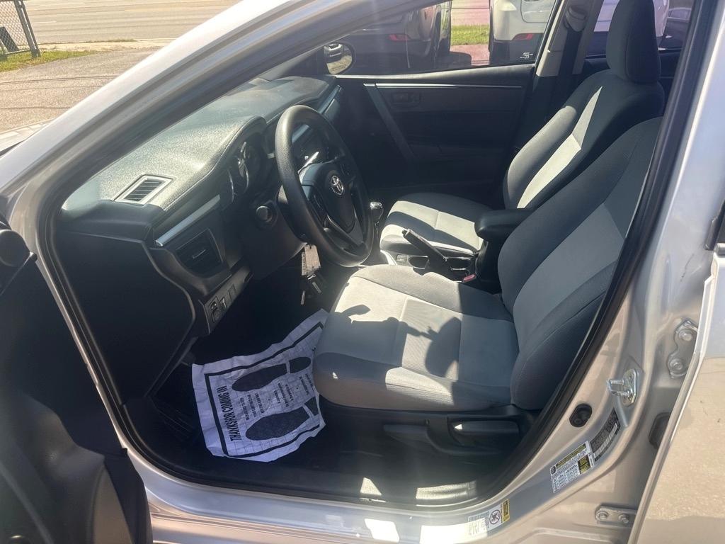 Toyota Corolla LE CVT 2016
