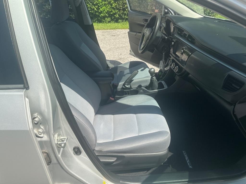 Toyota Corolla LE CVT 2016