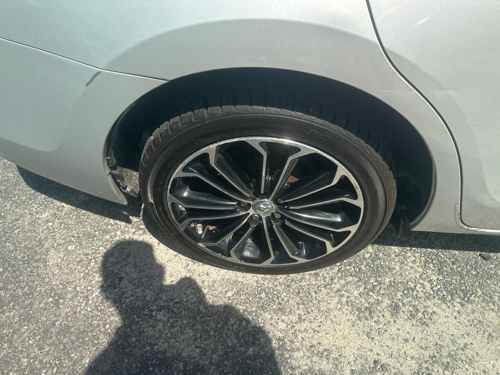 Toyota Corolla LE CVT 2016