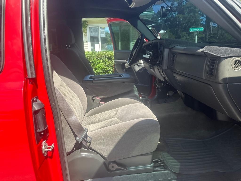 Chevrolet Silverado photo 14