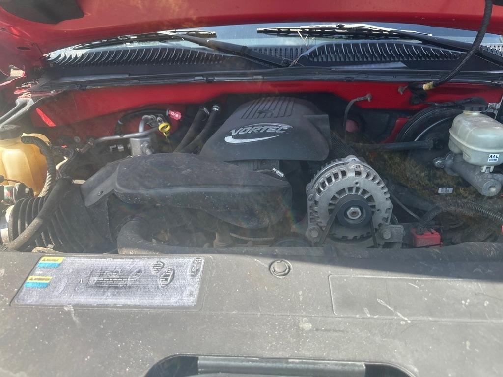 Chevrolet Silverado photo 16