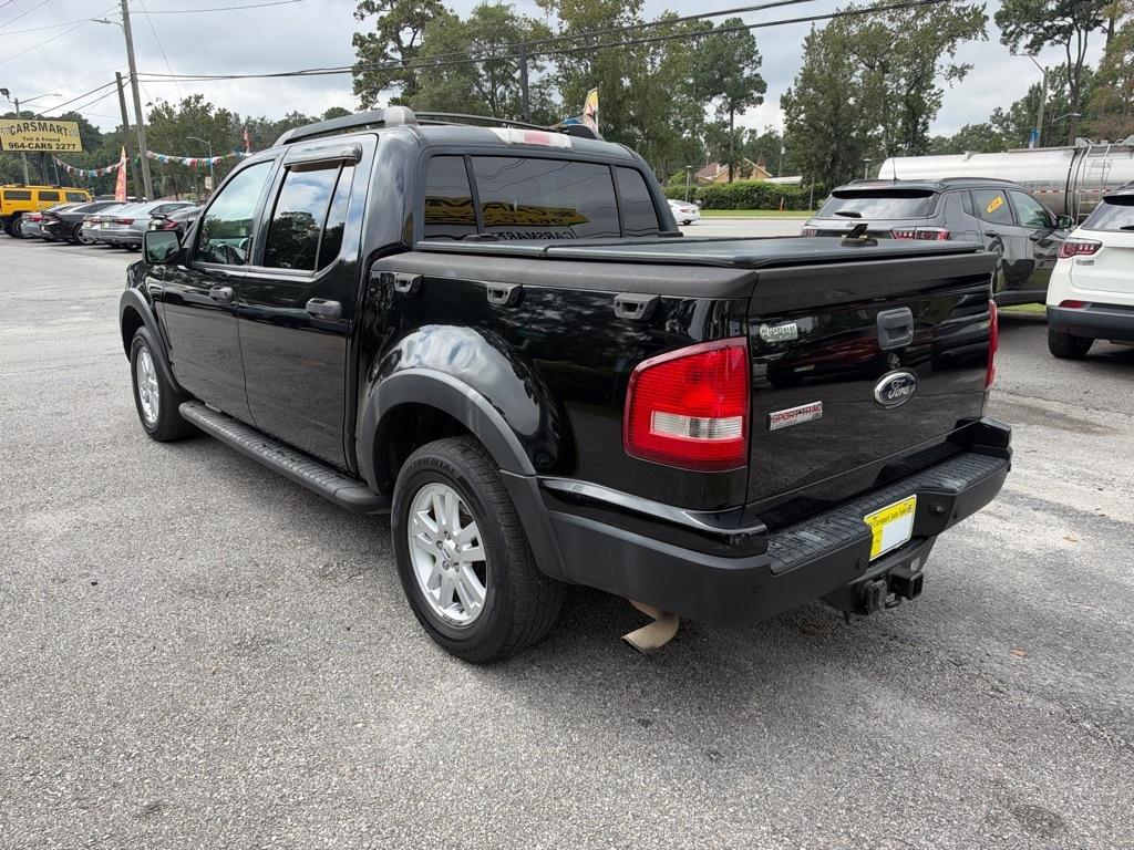 Ford Explorer Sport Trac photo 3