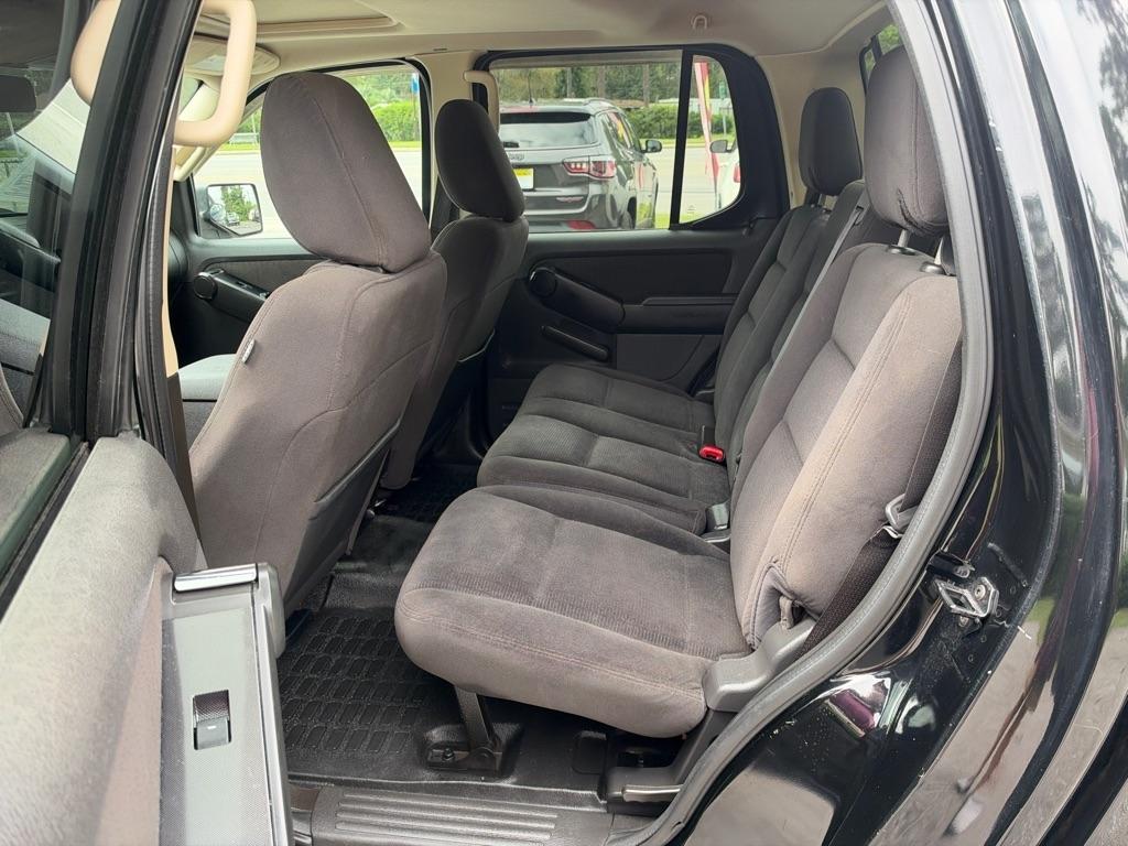 Ford Explorer Sport Trac photo 12