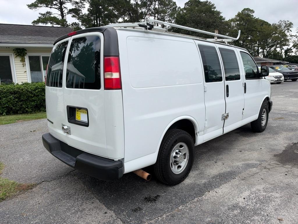 Chevrolet Express photo 5