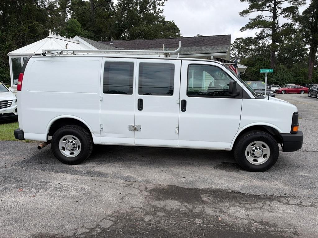 Chevrolet Express photo 6