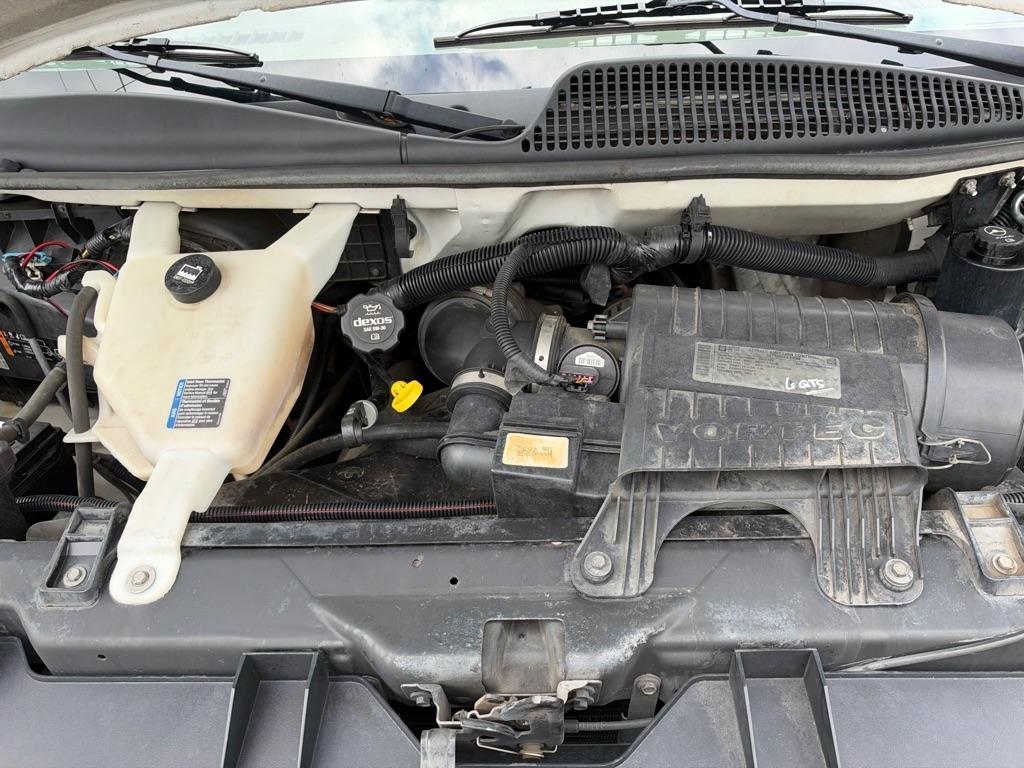Chevrolet Express photo 15