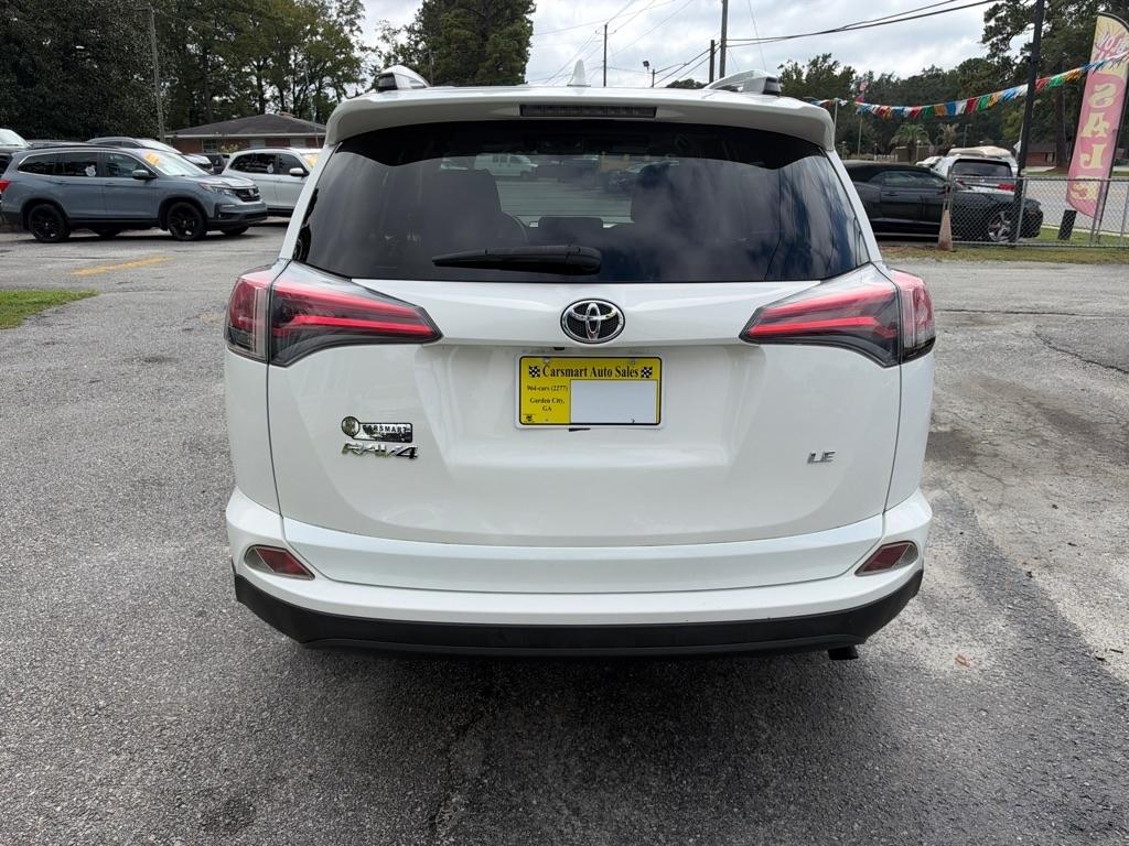 Toyota RAV4 photo 4