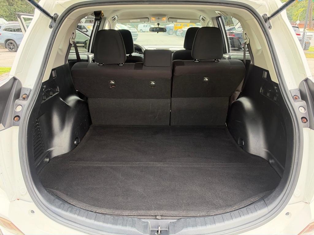 Toyota RAV4 photo 13
