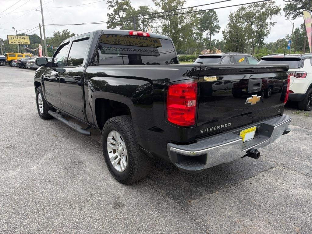 Chevrolet Silverado photo 3