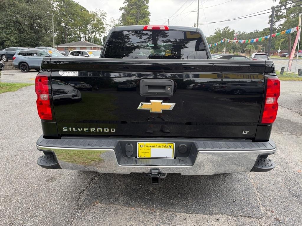Chevrolet Silverado photo 4